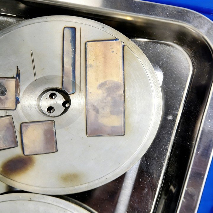 Laser surface hardened metal component processed with variable spot laser hardening head